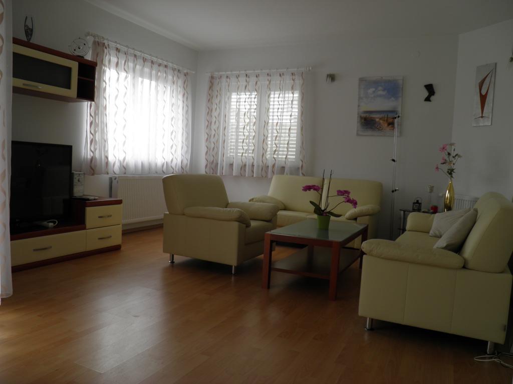 Apartmani Galeb Put Grande 25 Biograd Na Moru Bagian luar foto