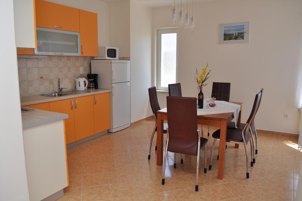 Apartmani Galeb Put Grande 25 Biograd Na Moru Bagian luar foto