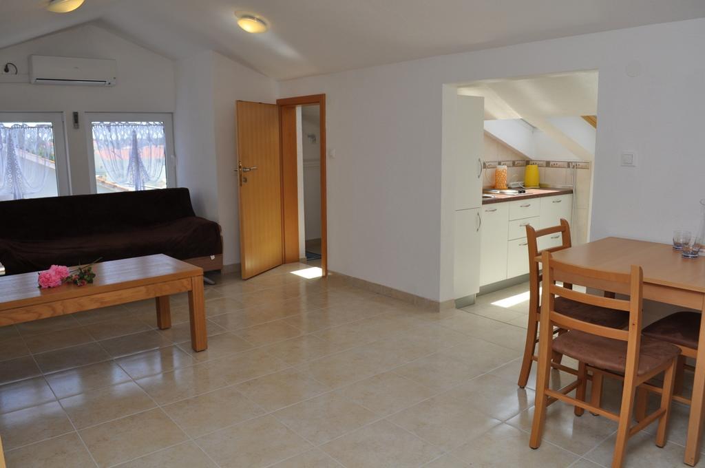 Apartmani Galeb Put Grande 25 Biograd Na Moru Bagian luar foto